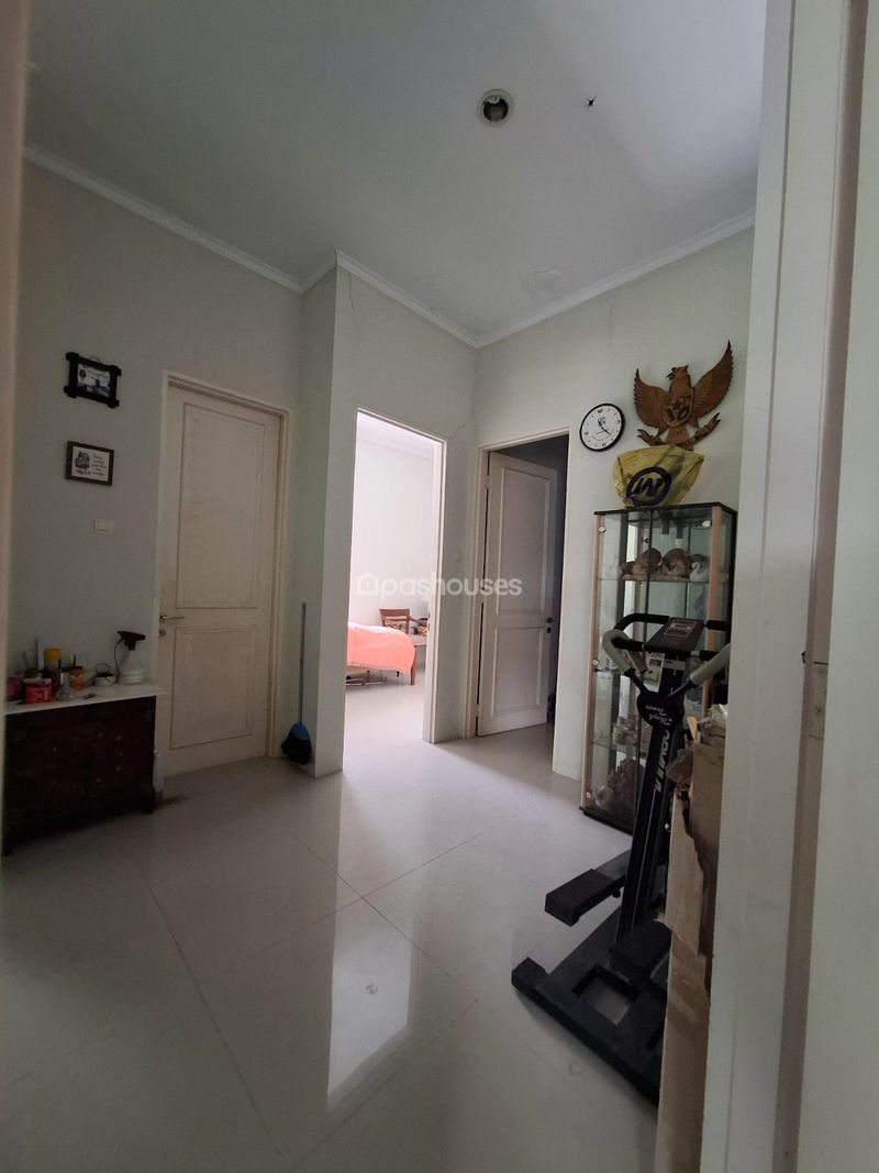 Jalan Bukit Topaz Golf