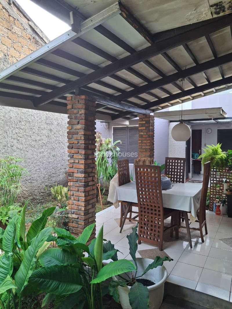 Jalan Zakaria Depok