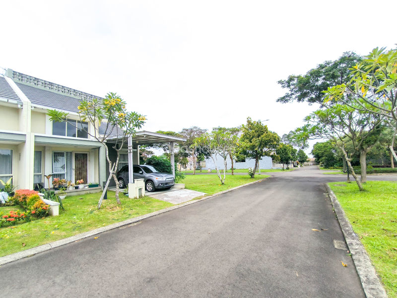 Perumahan Suvarna Sutera Cluster Dhana