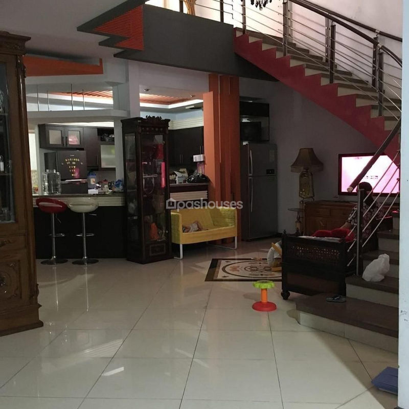 Jalan Warung Jati Timur II