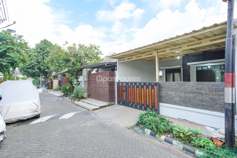Bekasi Timur Regency Cluster Morganite Blok M11 No.23