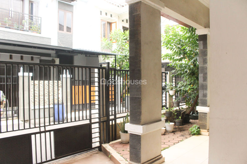 Town House Asri D'lapan