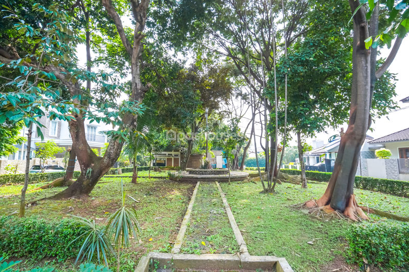 Komplek Tanjung Barat Indah Blok U No.8