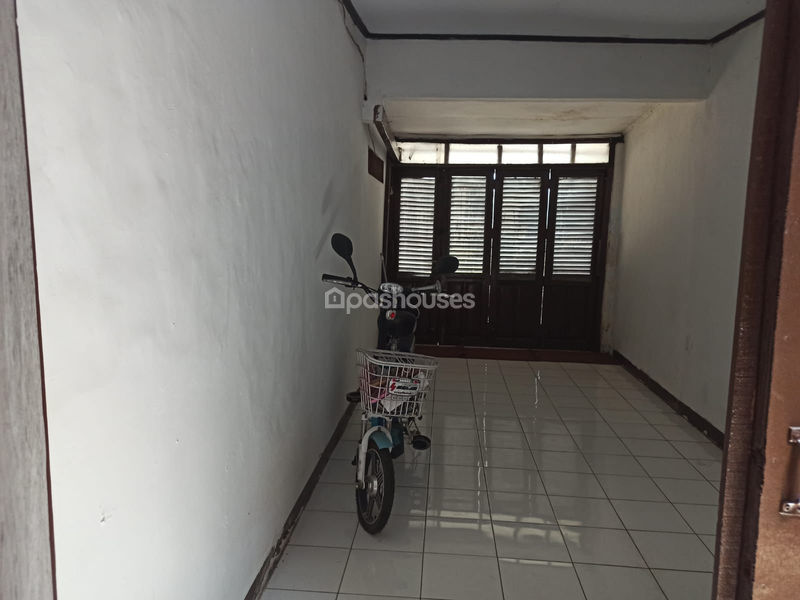 Jalan Kebon Dua Ratus