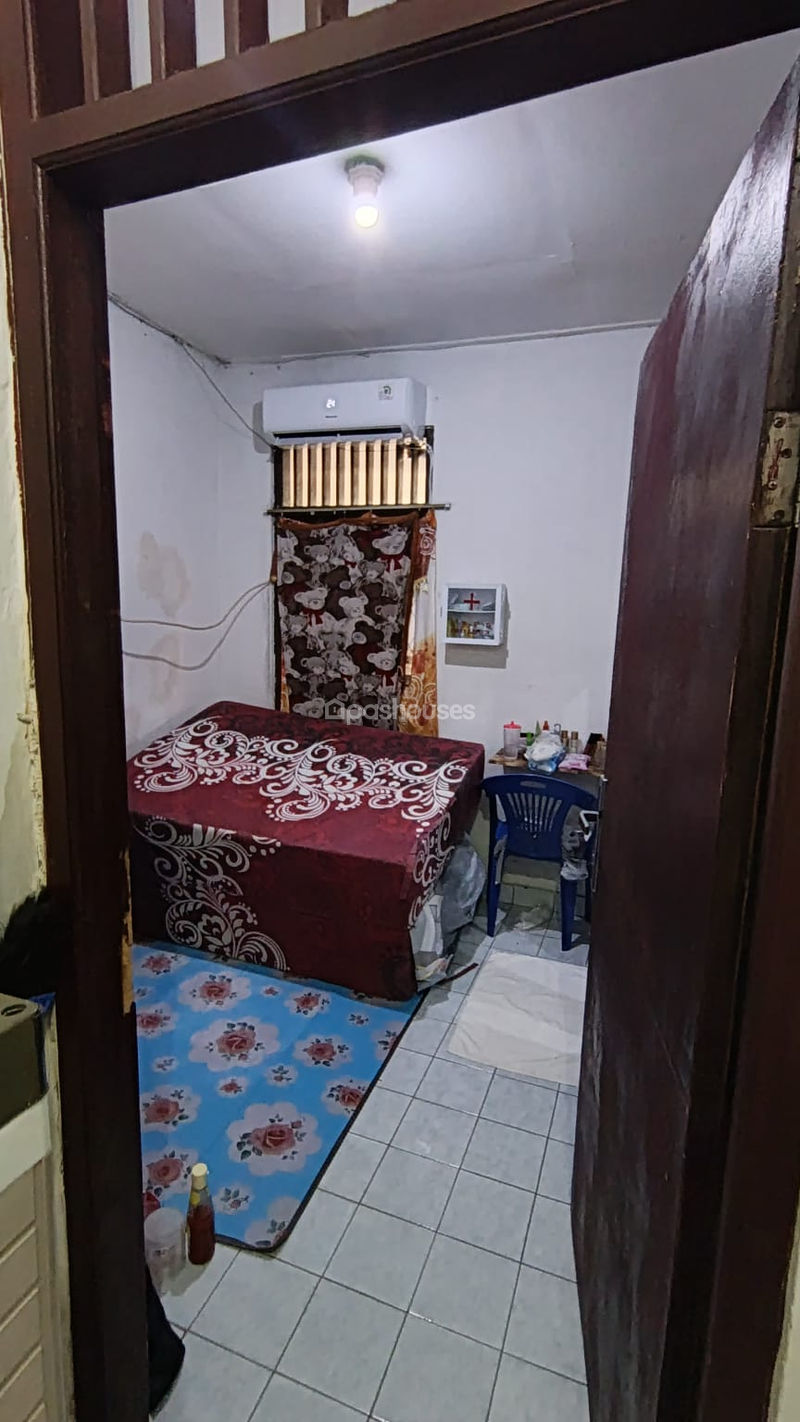 Jalan Manggis Blok B7 No.14