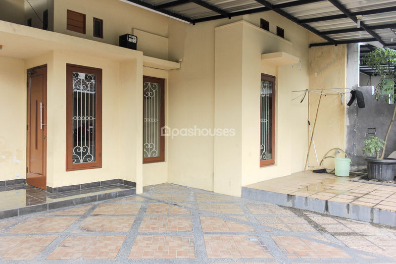 Tajur Town house