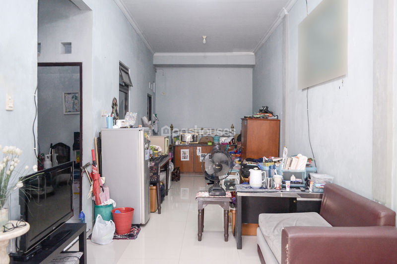 Bukit Rivaria Sawangan Blok E2 No. 5