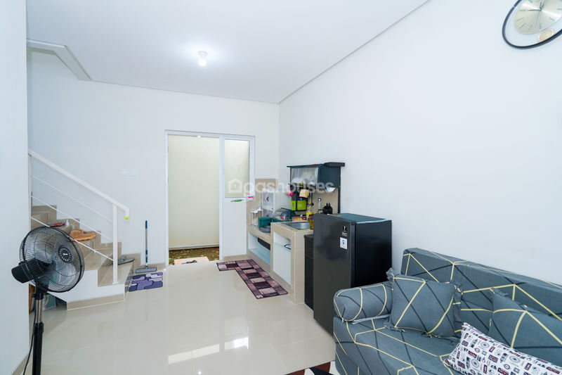Paradise Serpong City Cluster Ecoscape Blok BC6 No.33