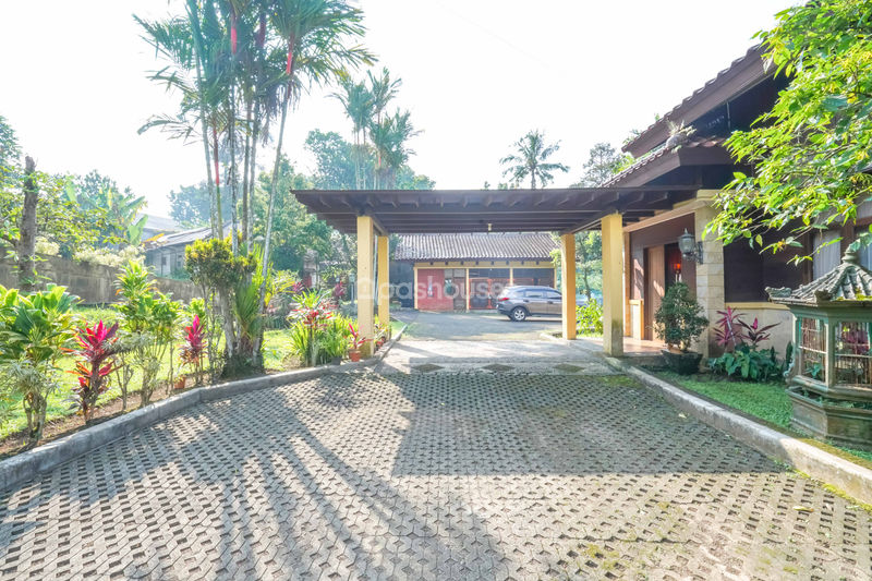 Villa Cihideung Bogor