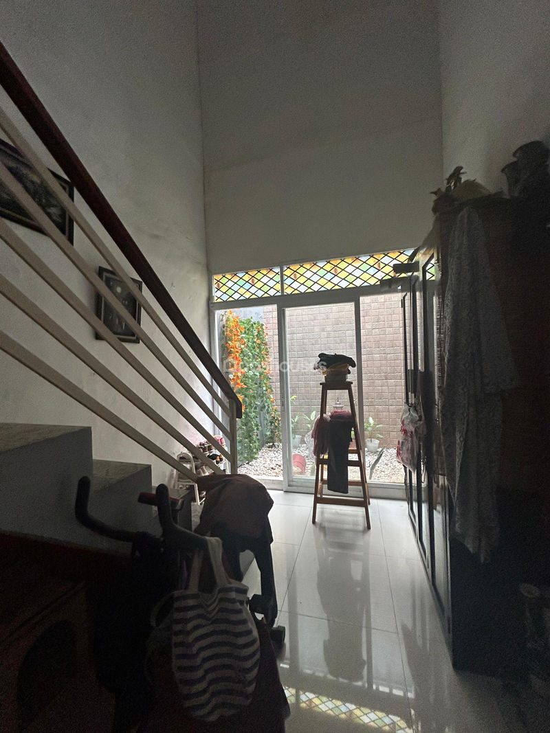 Jalan Howitzer Raya No.12