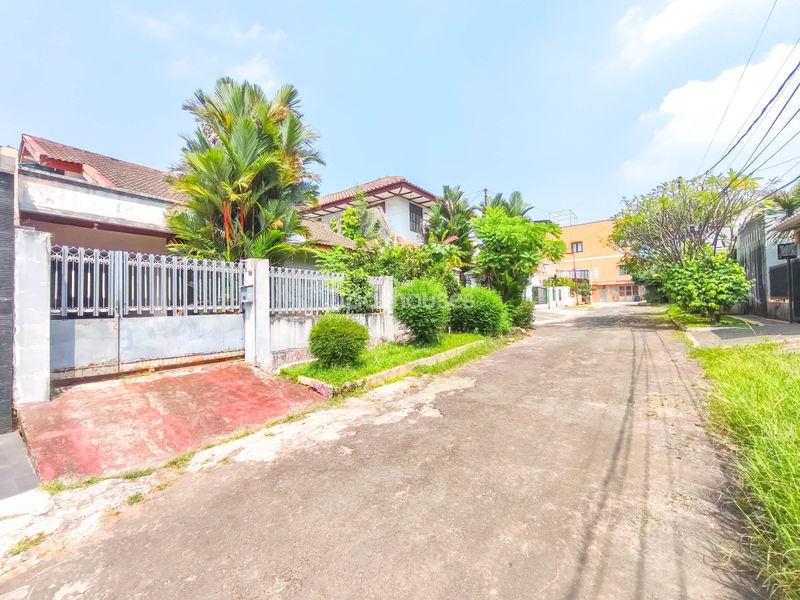 Jalan Bangka Depok