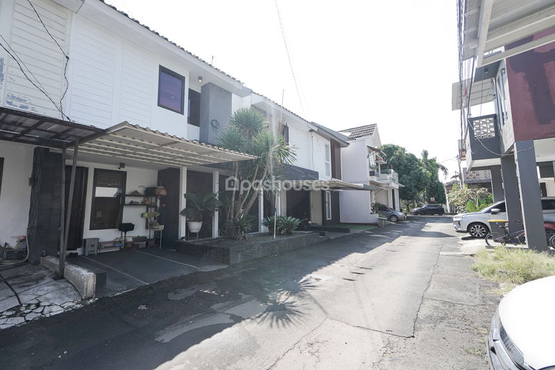 Jatiwaringin Townhouse 2 No.C8-9