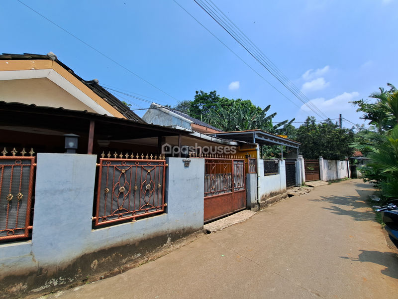 Jalan Raya Pasir Putih
