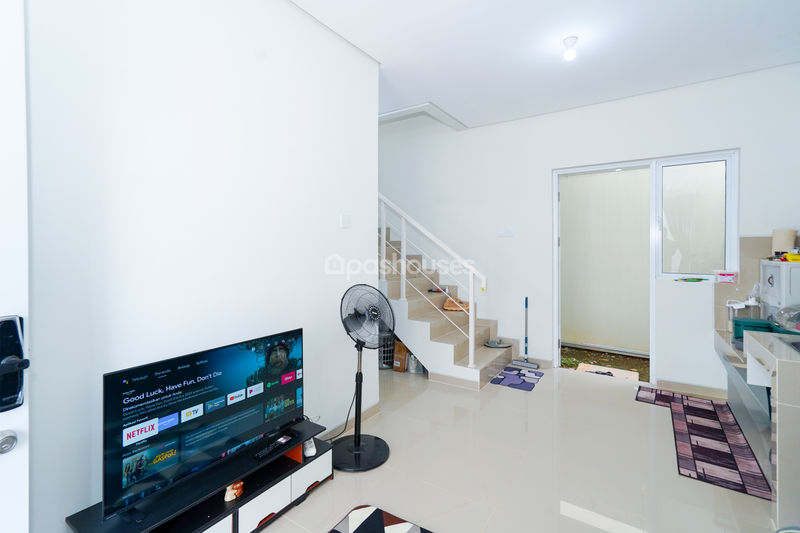 Paradise Serpong City Cluster Ecoscape Blok BC6 No.33
