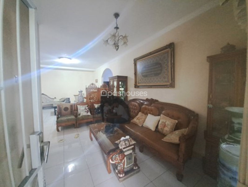 Jl Sinta  Nusa Jaya Karawaci