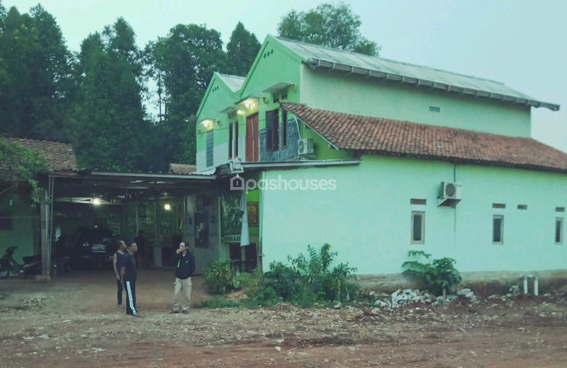 Jalan Cisaat Bekasi