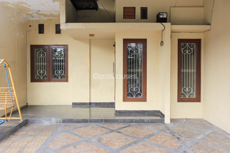 Tajur Town house