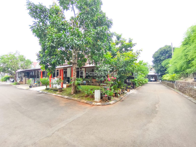 Graha Raya Cluster Fedora Blok J9 No. 21