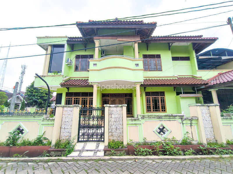 Jalan Niaga III