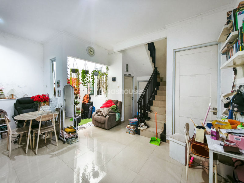 Perumahan Town House Daffylagio Blok C4