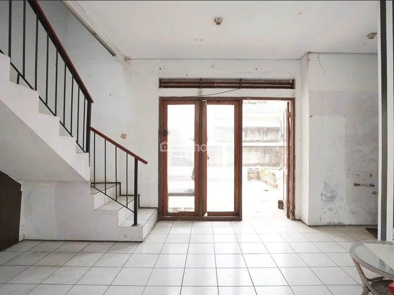 Metland Cileungsi Gandaria X111