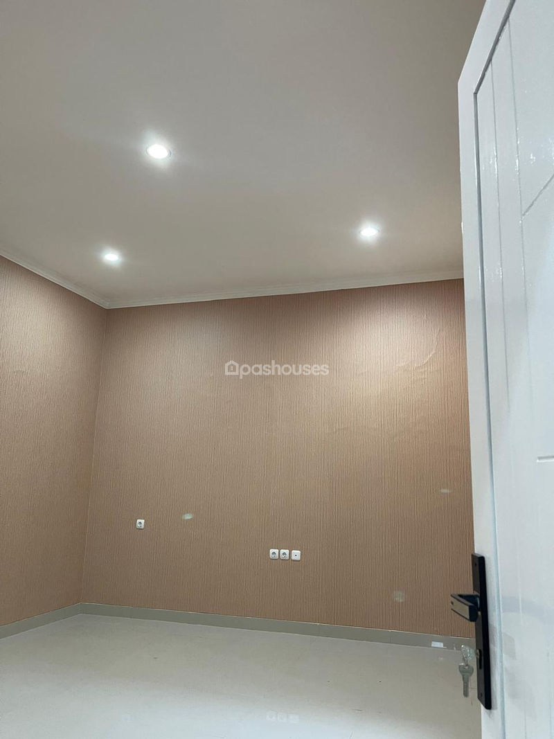 Perumahan Imperial Gading Blok H1 No.12