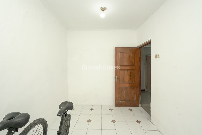 Perum Villa Anggrek Blok C No.20