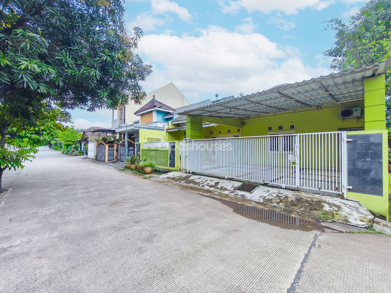 Jalan Karimata Blok U2 No.11