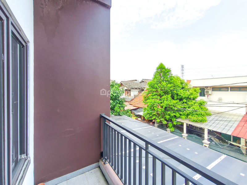 Perumahan Taman Meruya Ilir Blok B3 No.6