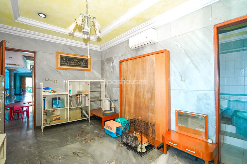 Jalan Teratai VIII Blok T No.7-8 Jagakarsa
