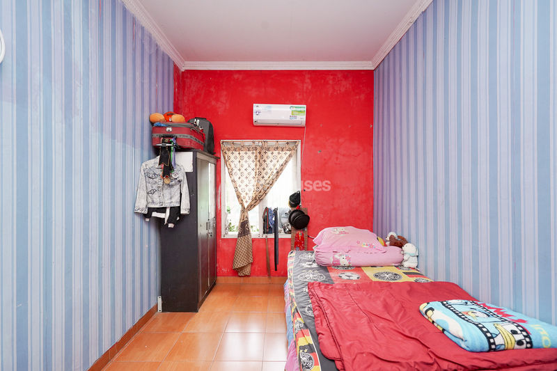 Perum Tytyan Kencana Blok N1 No.12B
