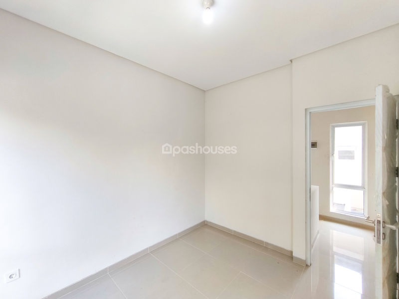 Paradise Serpong City Cluster Vista 2 Blok F5A/15