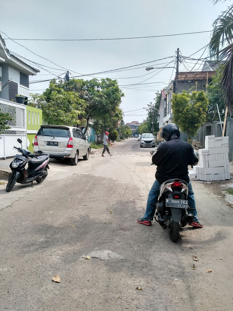 Jalan Palem Kuning IV