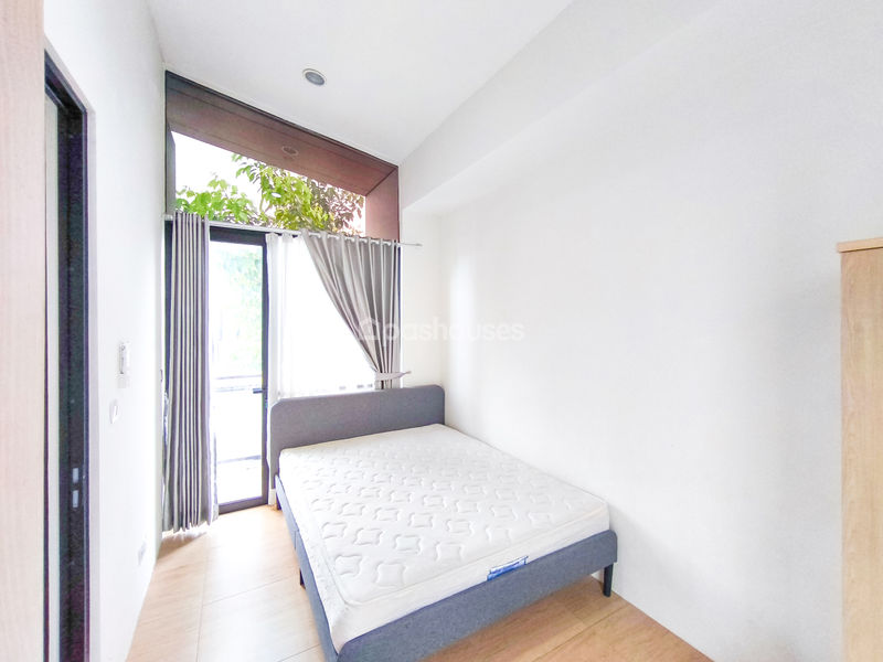 Perumahan Cendana Essence West 1 No.136