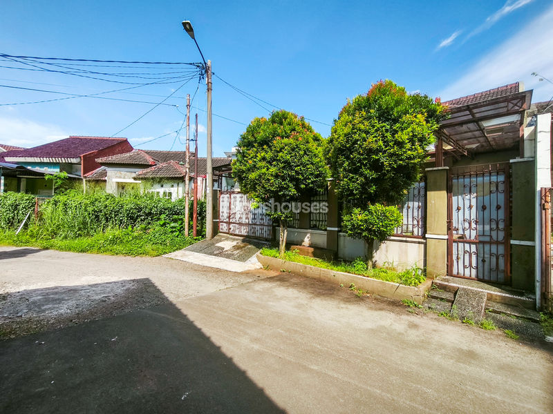 Bukit Cimanggu City Cluster Crysant Blok T1