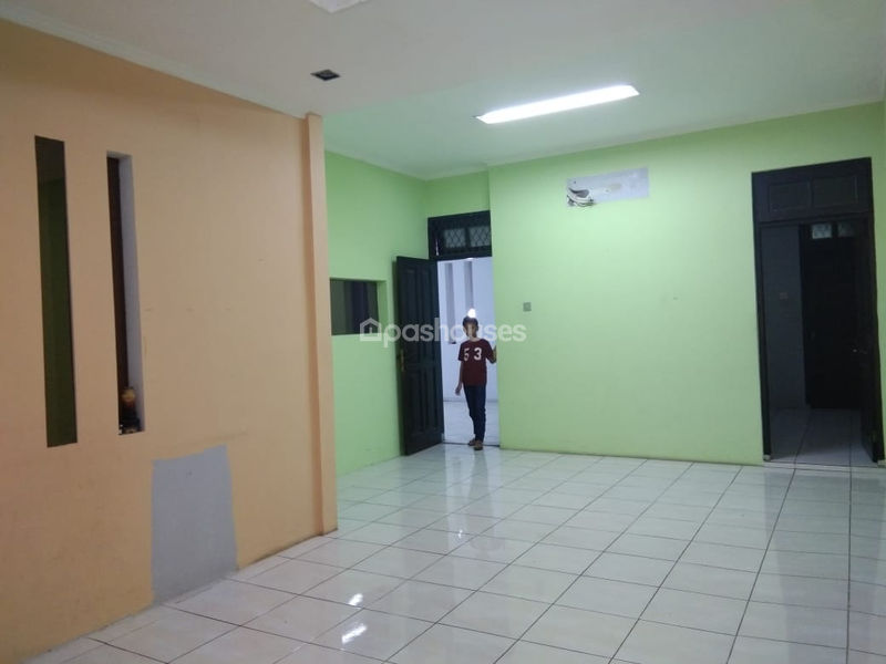 Jalan Pondok Kelapa Barat Blok H-7 No.11