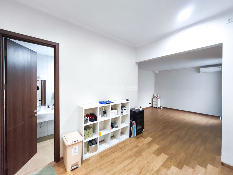 Perumahan Suvarna Sutera Cluster Andara
