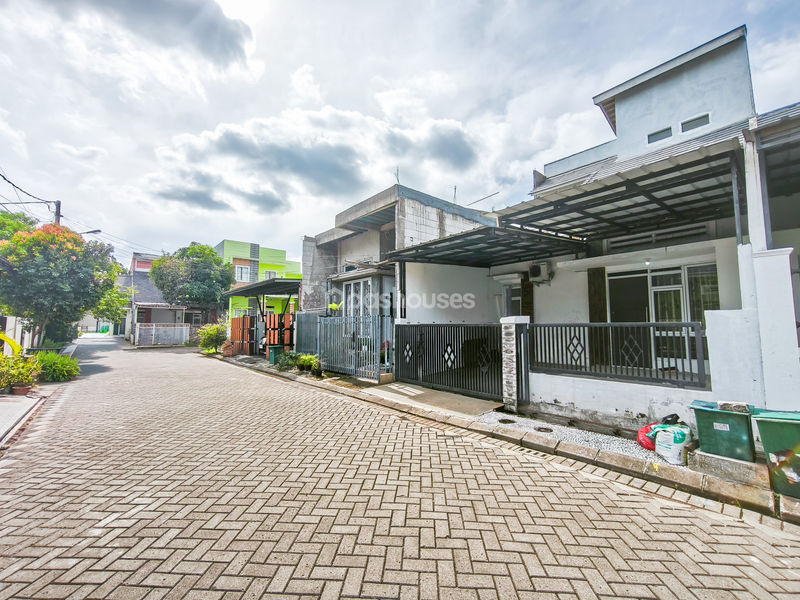 Metland Cileungsi Cluster Alysia Blok FB6 No.13