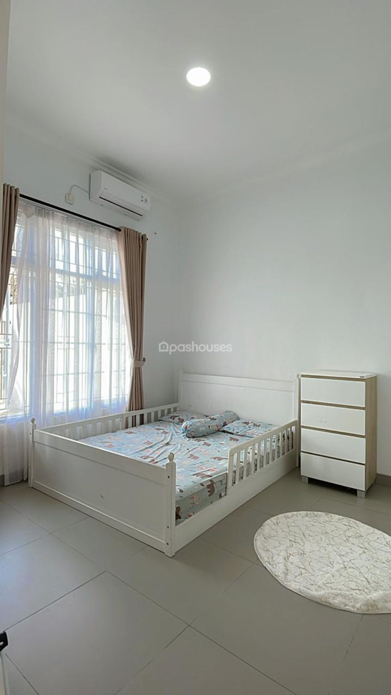 Jalan Bougenvill Raya No.106