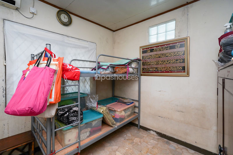 Jalan Pulau Andalas VI Blok A10 No.15