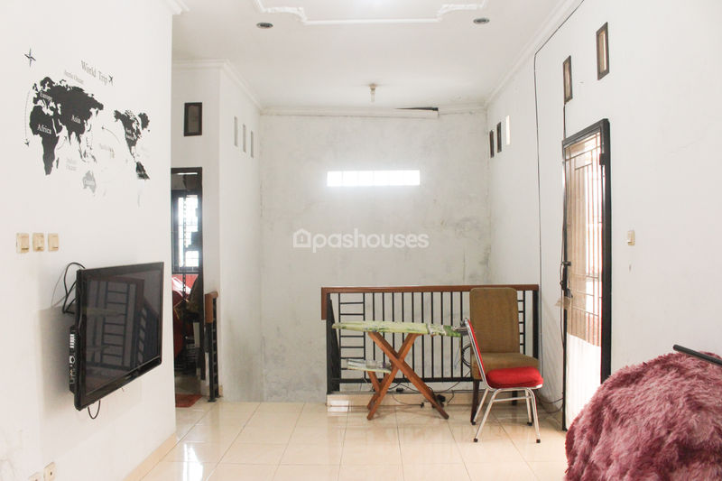 Town House Asri D'lapan