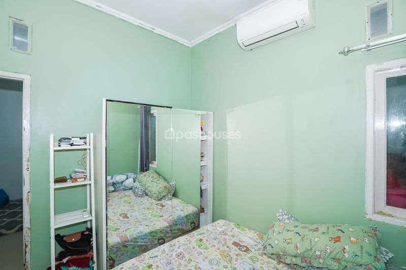 Perumahan Diamond Lake Side Blok G No.6