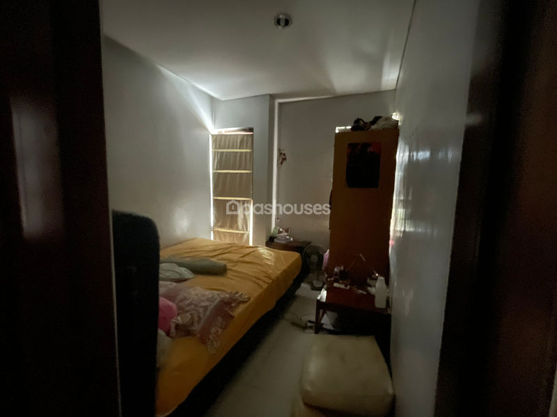 Jalan Adhiyaksa X No.8