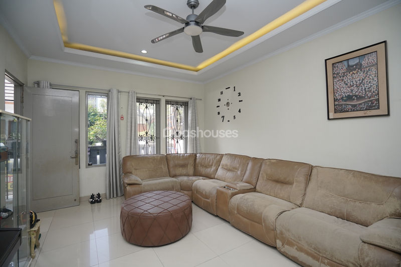 Perumahan Mediterania Regency Cikunir