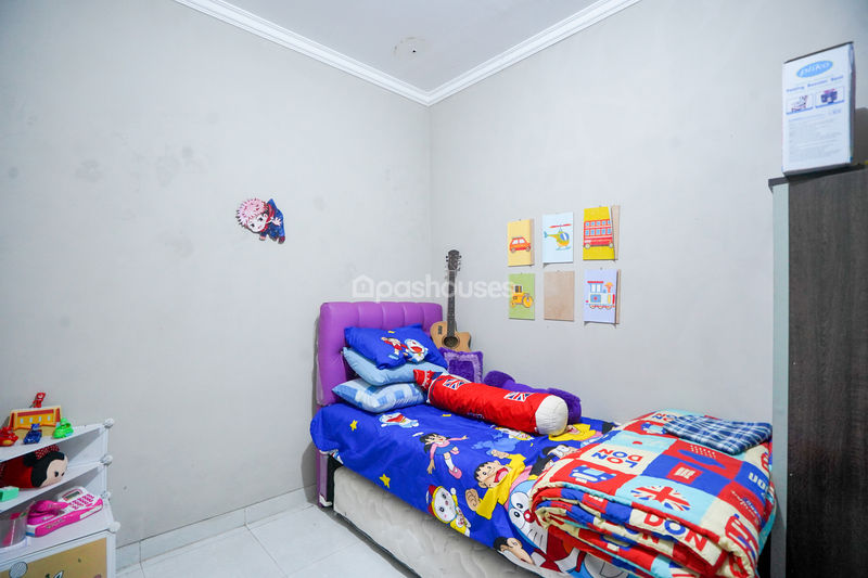 Jalan Adhikarya V