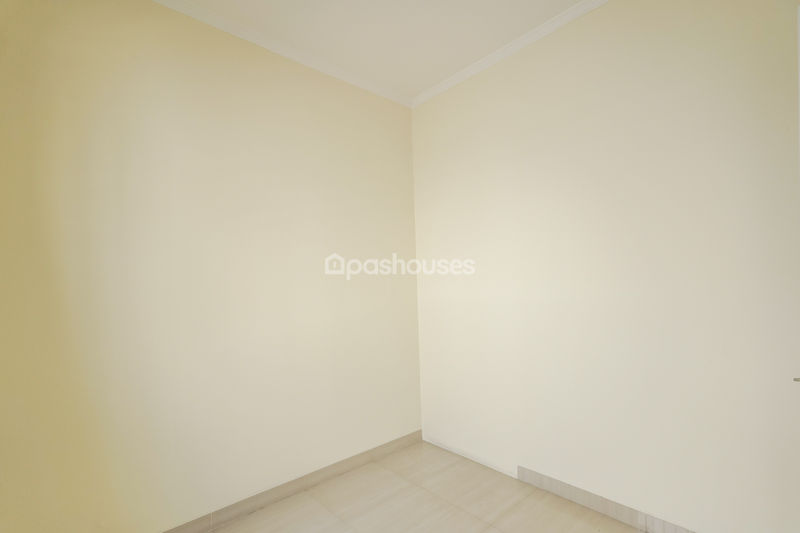 Perumahan Duta Garden Cluster Beverly Hills Blok E4 No.40