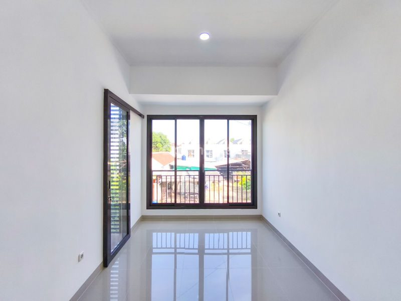 Perumahan Kesehatan Residence Ciputat