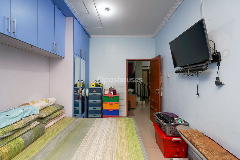 Perumahan Jatibening Estate Blok B4 No.28