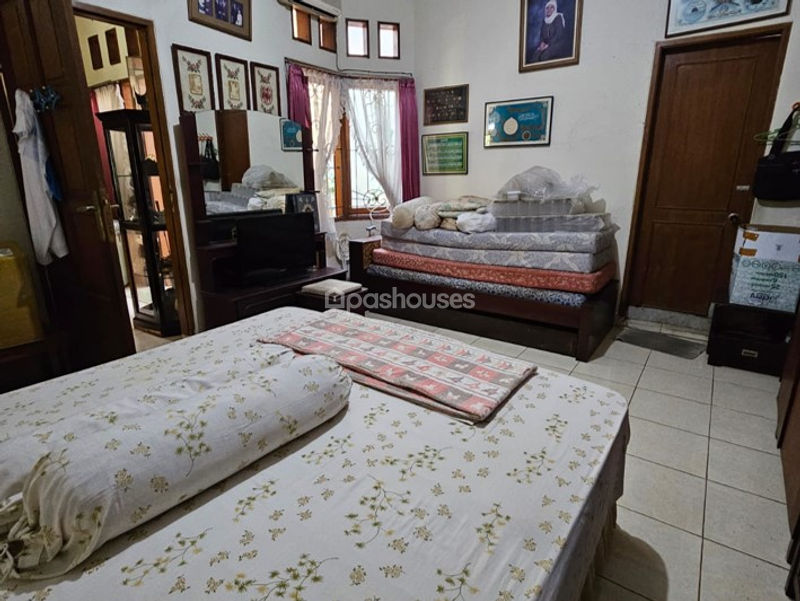 Cinere Estate Blok H No.73