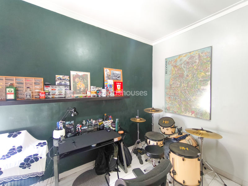 Graha Raya Cluster Eldora Blok H5 No.55